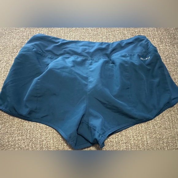 Lot Of 2 Nike Dri-Fit Womens Shorts Size Medium
Pre-Owned - Picture 8 of 16